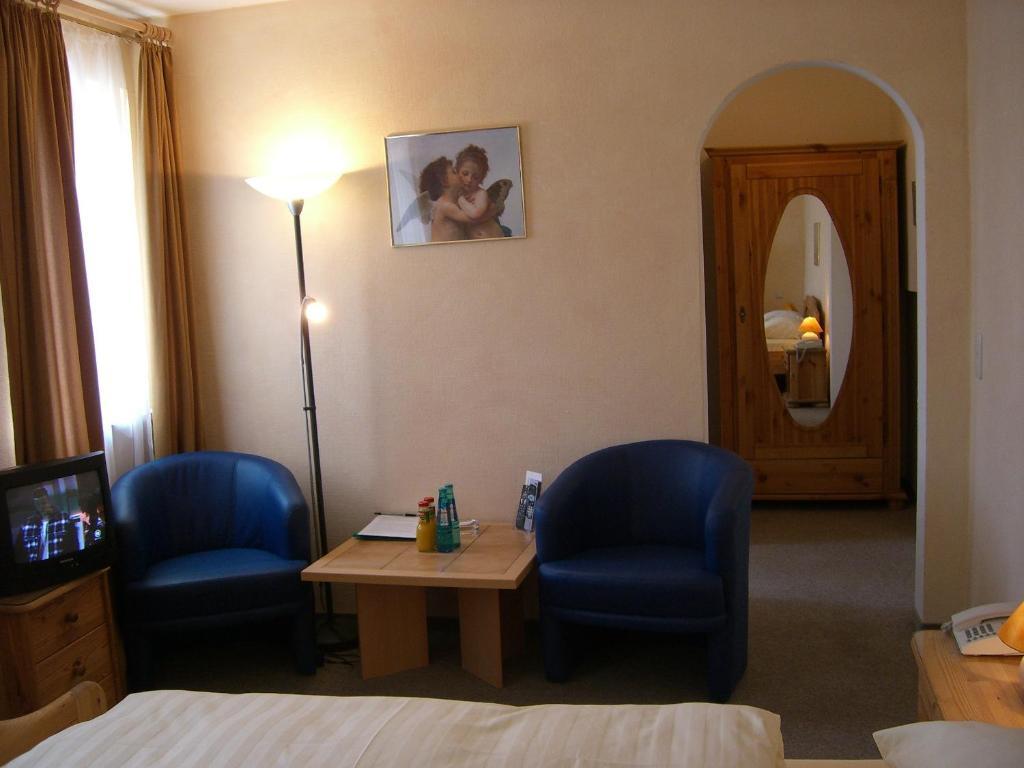 Hotel Simon Gauting Zewnętrze zdjęcie