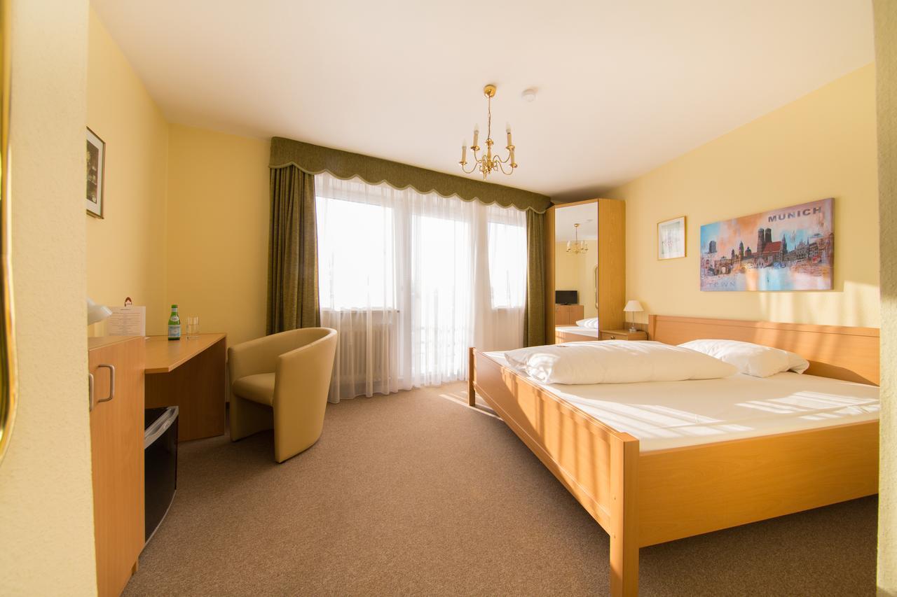 Hotel Simon Gauting Zewnętrze zdjęcie