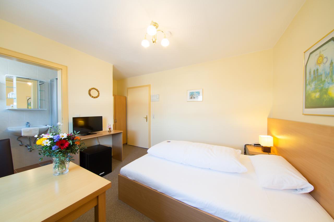 Hotel Simon Gauting Zewnętrze zdjęcie