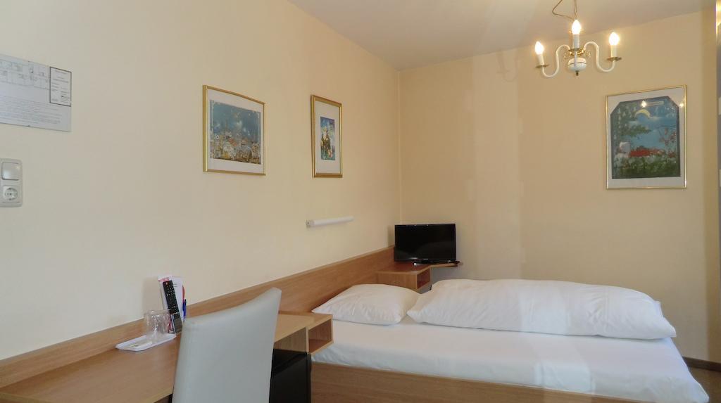 Hotel Simon Gauting Pokój zdjęcie