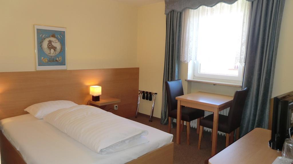 Hotel Simon Gauting Pokój zdjęcie