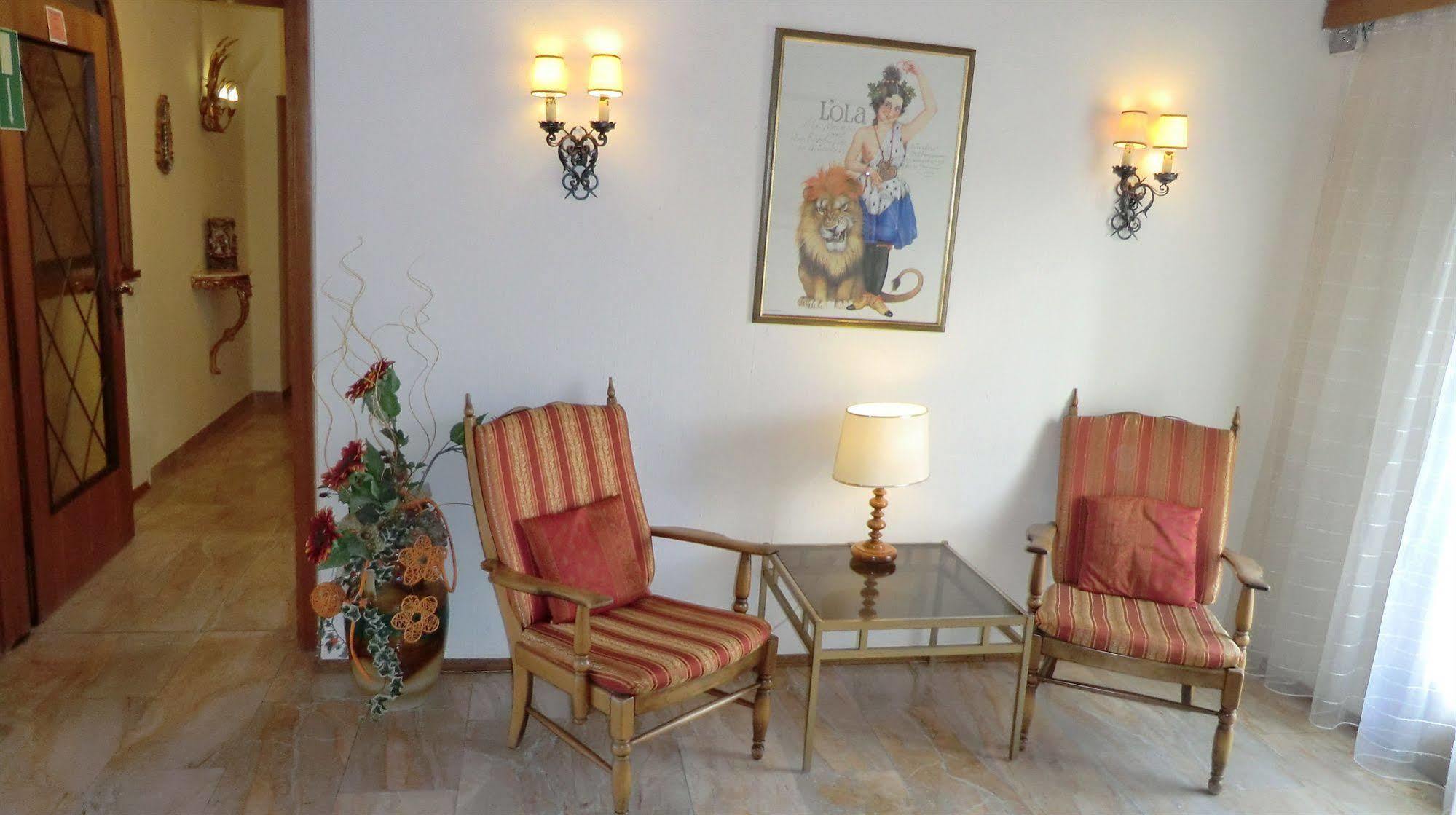 Hotel Simon Gauting Zewnętrze zdjęcie
