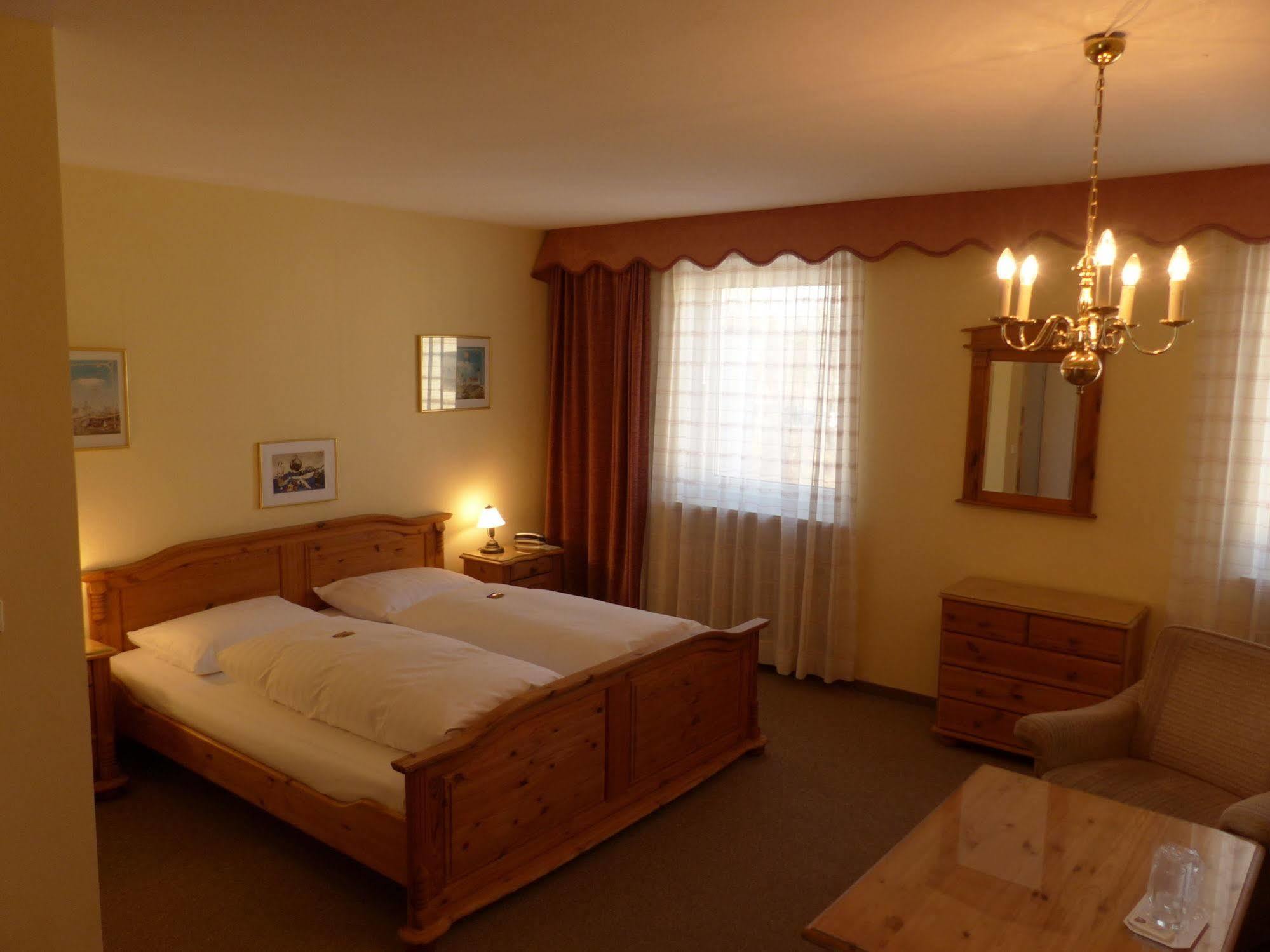 Hotel Simon Gauting Zewnętrze zdjęcie